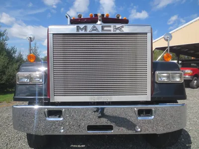 Gaz 24 Official ☑️ | Американский грузовик MACK #мак #MACK #грузовик #тягач  #американскиеавто #америка #американскиегрузовики #грузовики #авто  #retrocar #oldcar #classiccar #старыеавто #ретроавто #дзен | Дзен