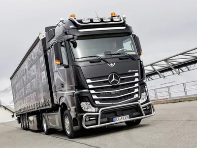 Mercedes представил электрический грузовой автомобиль для городских  перевозок