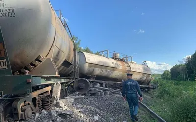 В Приморье семь вагонов грузового поезда сошли с рельсов - Радио Sputnik,  06.03.2022