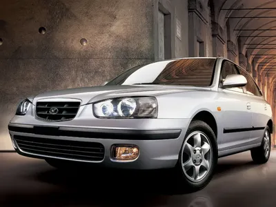 2005 Hyundai Elantra FX 2.0 HVT review - Drive