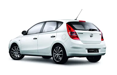 Hyundai i30 2011-2015 Dimensions Rear View