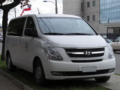 Hyundai H1 Van 9 Seats