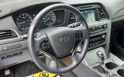 Фото Hyundai Sonata в новом кузове, фото салона