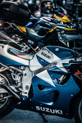 Изображения японских мотоциклов в 4K разрешении