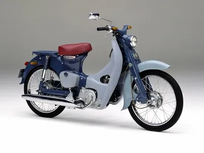 Арт-фото японского мотоцикла: объединение техники и эстетики