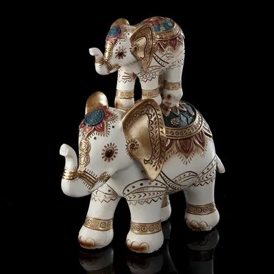 Слоны (лат. Elephantidae) - Африканские и индийские слоны