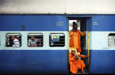 Жители Индии всю ночь сдавали кровь для пострадавших при крушении поездов -  РИА Новости, 03.06.2023