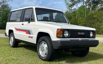Clean Japanese Jeep: 1986 Isuzu Trooper | Barn Finds