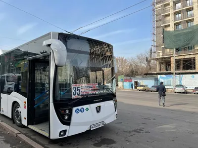 КамАЗ» выпустил 18-метровый автобус с «гармошкой» - Quto.ru