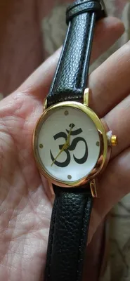 Новые наручные часы с позами йоги и со знаком Ом.: 150 грн. - Наручные часы  Кременище на Olx