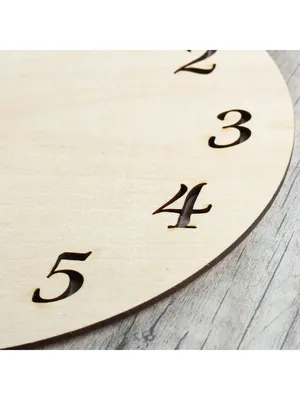 Циферблат часов с арабскими цифрами…» — создано в Шедевруме