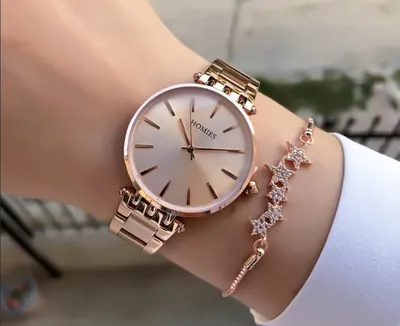 Как носить часы и браслет на одной руке?