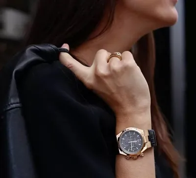 На какой руке носят часы мужчины, женщины и девушки, почему часы носят на  левой или правой руке