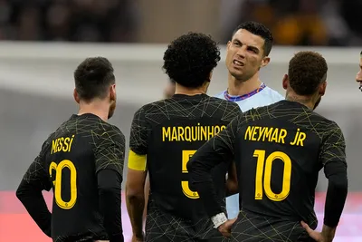 Месси против Роналду, ПСЖ против звезд «Эр-Рияда»: футбольный суперматч  прошел в Саудовской Аравии