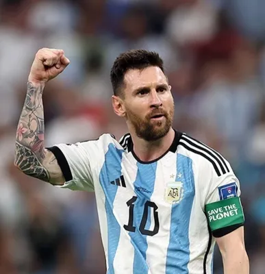 Lionel Messi contract U-turn made as PSG slammed for treatment of World Cup  winner - Mirror Online