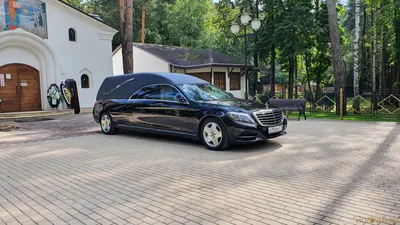Легковой катафалк «Mercedes» - взять в Москве в аренду на похороны, цены в  ГБУ Horonim.ru