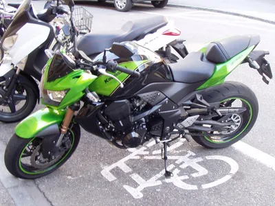 kawasaki z750 - купить мотоцикл на OLX.ua