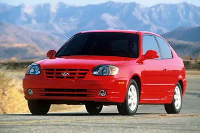 Хендай Акцент 2005 год в Абакане, Хороший, надёжный автомобиль, седан, 1.5  литр, бензин, с пробегом 300000 км, серый, б/у