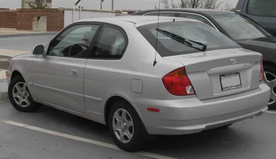 Hyundai Accent (2005) - picture 2 of 9