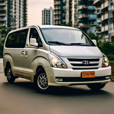 HYUNDAI H-1 Elite 2.5 Diesel - YouTube