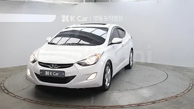 2011 Hyundai Elantra Real Life Photos - autoevolution