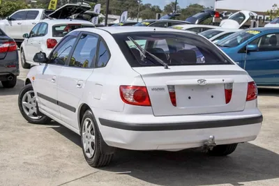 2005 Hyundai Elantra GT - Sedan 2.0L Manual