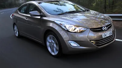 2011 Hyundai Elantra Road Test Review