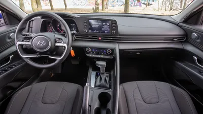Hyundai Elantra - цена, характеристики и фото, описание модели авто