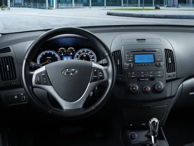 Фото Hyundai Elantra (2017 - 2018) - фотографии, фото салона Hyundai Elantra,  VI поколение
