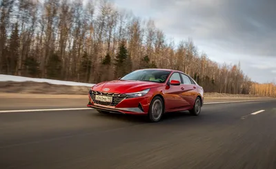 Новый седан Hyundai Elantra появится в России осенью — ДРАЙВ