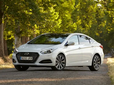 Hyundai i40 - технические характеристики, модельный ряд, комплектации,  модификации, полный список моделей Хендай i40