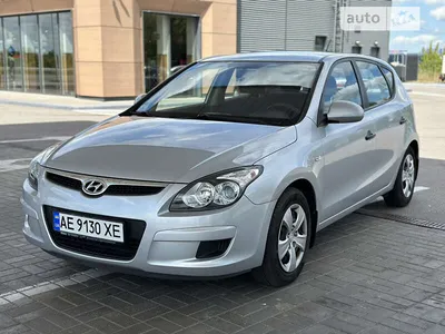 Hyundai i30 2009 белый 1.4 л. 2WD механика с пробегом купить в  Екатеринбурге по цене 739 900 руб.