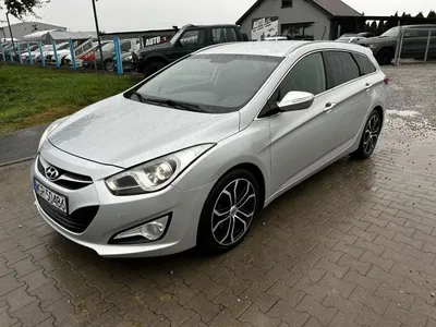 https://www.olx.pl/motoryzacja/samochody/q-hyundai-ix-40/