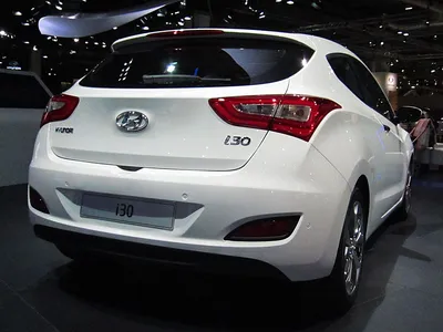 File:Hyundai i30 three-door (rear).JPG - Wikimedia Commons