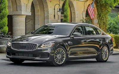 2019 Kia K900 Review: King Of Okay