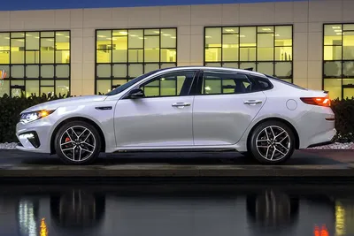 2019 Hyundai Sonata vs. 2019 Kia Optima: Which Is Better? - Autotrader