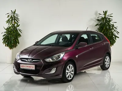 Фиолетовый Hyundai Solaris 2012 года с пробегом по цене 490 000 руб. в  Новосибирске