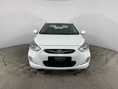 Прокат авто Hyundai Solaris 2019г. белого цвета в Москве с доставкой.