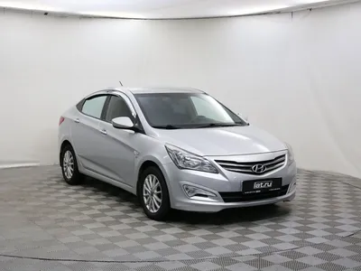 Купить б/у Hyundai Solaris I Рестайлинг 1.6 AT (123 л.с.) бензин автомат в  Москве: белый Хендай Солярис I Рестайлинг седан 2015 года по цене 950 000  рублей на Авто.ру