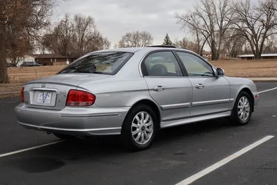 Hyundai Sonata 2004 серый 2.0 л. л. 2WD механика с пробегом 252 000 км |  Автомолл «Белая Башня»