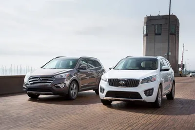 Should I buy a Hyundai Santa Fe or a Kia Sorento? — Auto Expert by John  Cadogan - save thousands on your next new car!