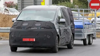 Hyundai Starex People Hauler Spied Testing, Revealing Slight Details