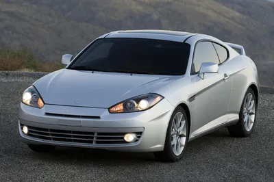 Hyundai Tiburon. The official car of that one high schooler who thinks he  drives a Genesis, until he gets gapped by a V6 Mustang. :  r/regularcarreviews