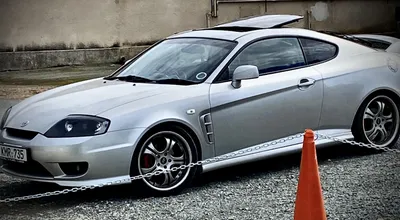 Hyundai Coupe Tuscani : r/AwesomeCarMods