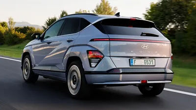 Facelifted Hyundai Kona Electric costs just over £30,000
