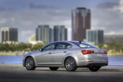 Kia Cadenza в кузове YG 2020 года выпуска для рынка США и Канады. Фото 1.  VERcity