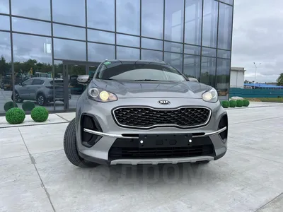 Kia Sportage 2024 - фото в новом кузове: салон, вид снаружи, багажник