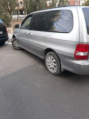 KIA Carnival 2004 de segunda mano por 1.500 EUR en Aranda de Duero en  WALLAPOP