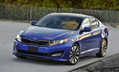 Our Cars: 2011 Kia Optima SX - Blending in with the Bourgeoisie
