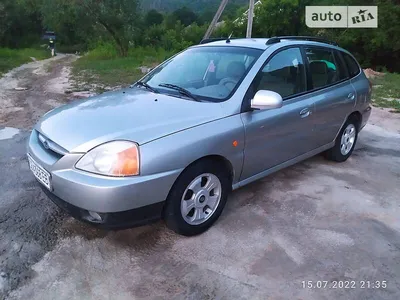 03 05 Kia Rio Stock Photo - Alamy